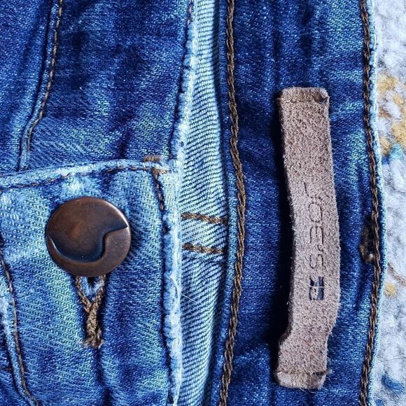 JOE'S Boyfriend Slim Crop Ripped Distressed Jeans in Kency Size 24 - Picture 6 of 15